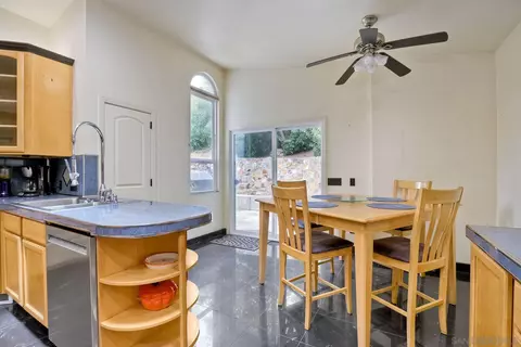 634 Ora Avo Dr, Vista, CA 92084 photo 15