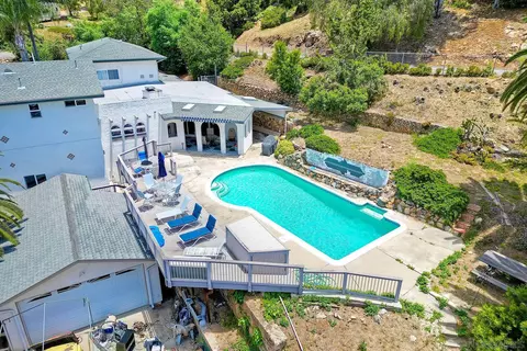 634 Ora Avo Dr, Vista, CA 92084 photo 42