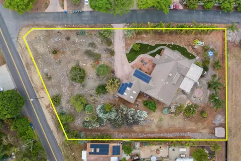 2144 Riviera Dr, Vista, CA 92084 photo 2