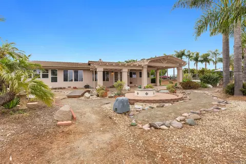 2144 Riviera Dr, Vista, CA 92084 photo 28