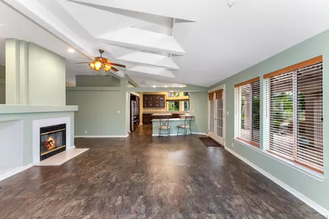 2144 Riviera Dr, Vista, CA 92084 photo 12
