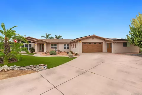 2144 Riviera Dr, Vista, CA 92084 photo 4