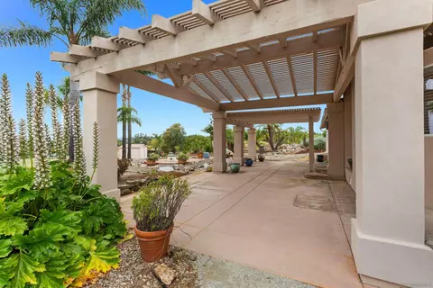 2144 Riviera Dr, Vista, CA 92084 photo 30