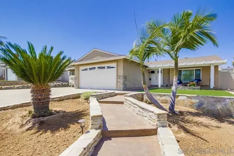 10142 White Pine Ln, Santee, CA 92071