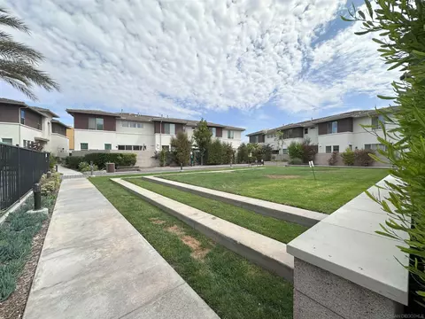 2092 Tango Loop #2, Chula Vista, CA 91915 photo 56