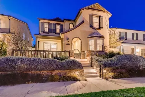 3080 Starry Night Dr, Escondido, CA 92029