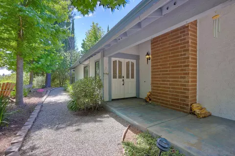 173 Amigos Way, Fallbrook, CA 92028 photo 4