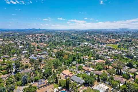 173 Amigos Way, Fallbrook, CA 92028 photo 36