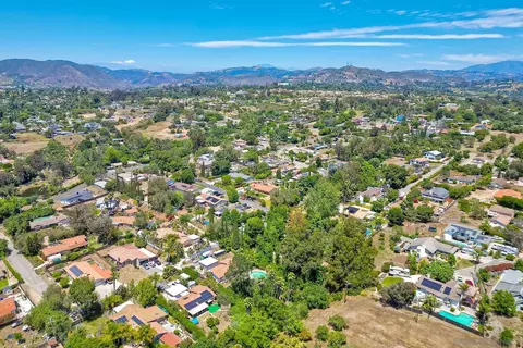 173 Amigos Way, Fallbrook, CA 92028 photo 32