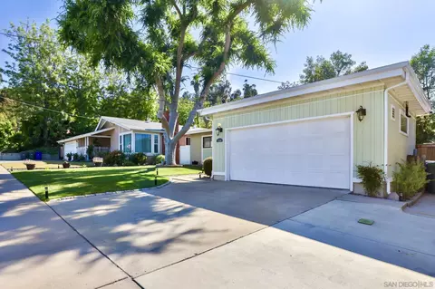 1284 Hardin Dr, El Cajon, CA 92020 photo 2