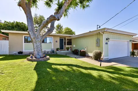 1284 Hardin Dr, El Cajon, CA 92020 photo 4