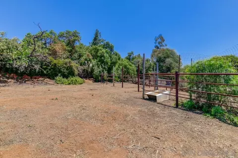 11057 Oak Creek Dr, Lakeside, CA 92040 photo 12