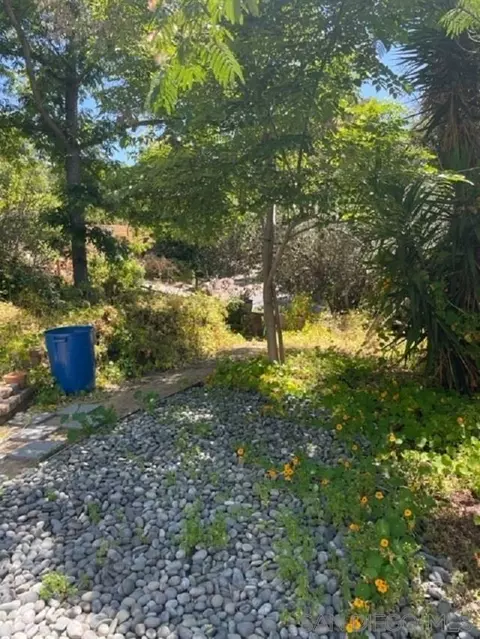 4855 Beaumont Dr, La Mesa, CA 91941 photo 9