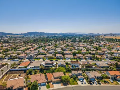 33376 Pitman Ln, Menifee, CA 92584 photo 5
