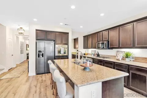 2144 Los Senderos, Santee, CA 92071 photo 9