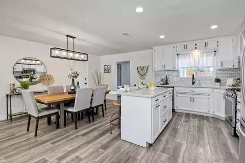 8786 Blue Boy Ln, Santee, CA 92071 photo 11