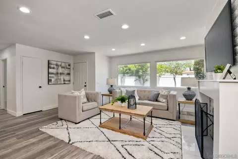 8786 Blue Boy Ln, Santee, CA 92071 photo 3