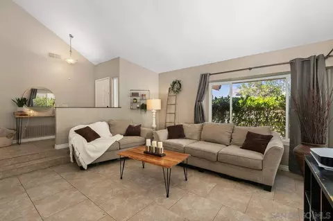2041 Aspen Ln, El Cajon, CA 92019 photo 6