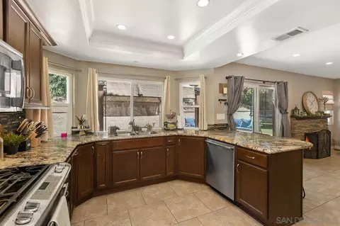 2041 Aspen Ln, El Cajon, CA 92019 photo 11