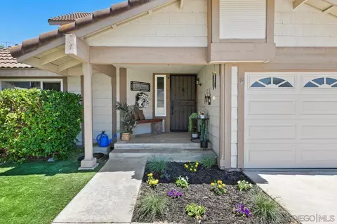 2041 Aspen Ln, El Cajon, CA 92019 photo 2