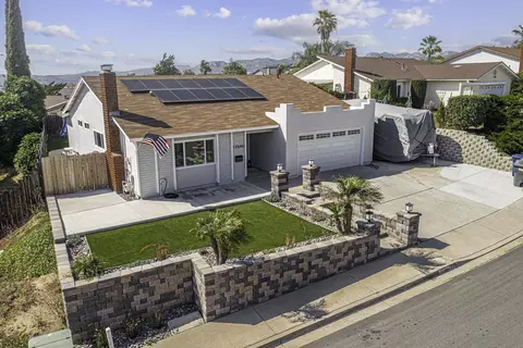 13546 Laguna Vis, El Cajon, CA 92021 photo 4