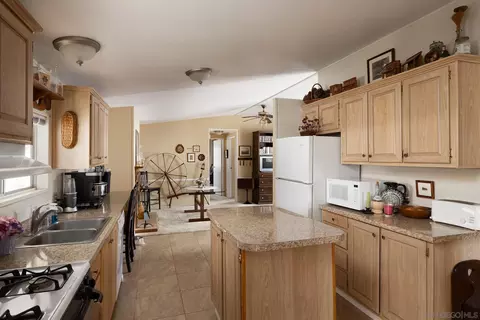 13618 Violet Dr #134, Poway, CA 92064 photo 3