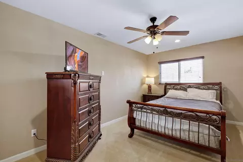 1364 Caliente Loop, Chula Vista, CA 91910 photo 16