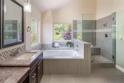 5025 Nighthawk Way, Oceanside, CA 92056 photo 17