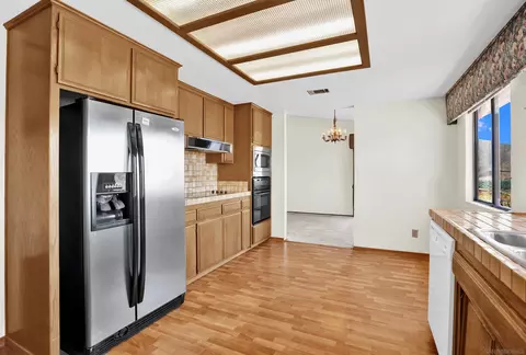 9931 Javelin Way, Spring Valley, CA 91977 photo 15