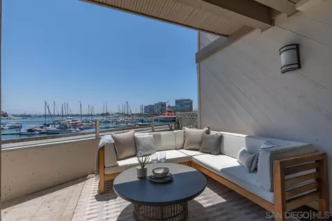 1651 Glorietta Blvd, Coronado, CA 92118