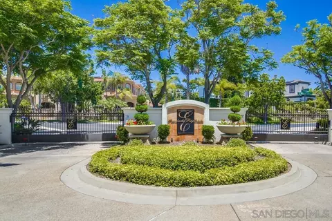 894 Carmona Ct #55, Chula Vista, CA 91910