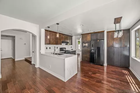 1690 Mountain Pass Cir, Vista, CA 92081 photo 16