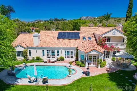 16220 Country Day Rd, Poway, CA 92064 photo 2