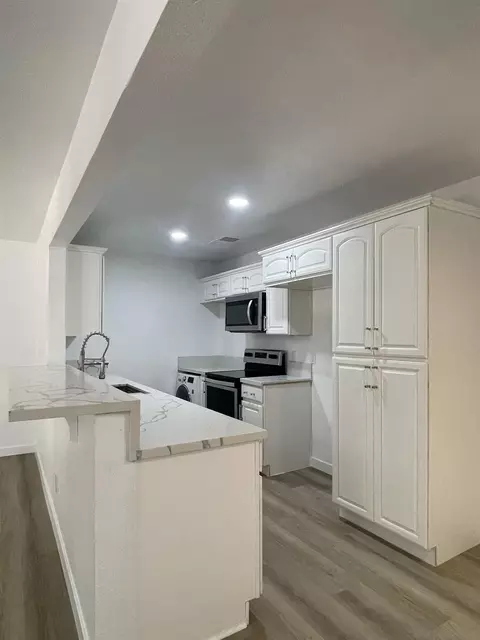 3068 Panorama Rd #B, Riverside, CA 92506 photo 11