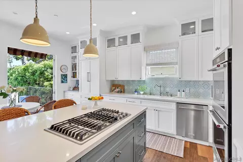 417 Pomona Ave, Coronado, CA 92118 photo 8