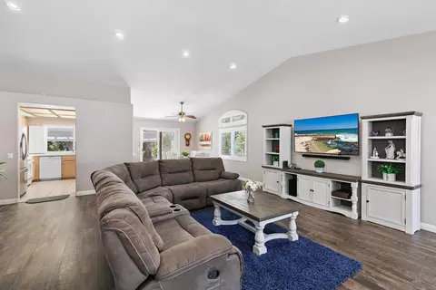 1890 Tavern Ct, Alpine, CA 91901 photo 5