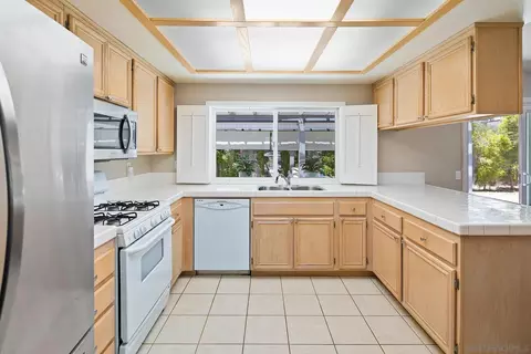 1890 Tavern Ct, Alpine, CA 91901 photo 11