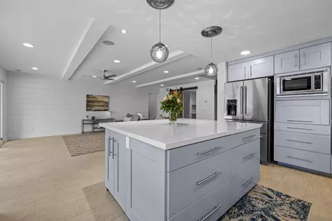 7258 Mimosa Dr, Carlsbad, CA 92011 photo 13