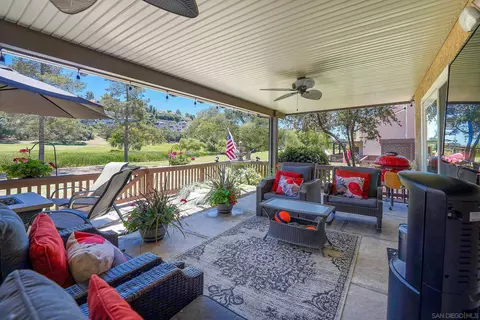 23931 Green Haven Ln, Ramona, CA 92065 photo 2