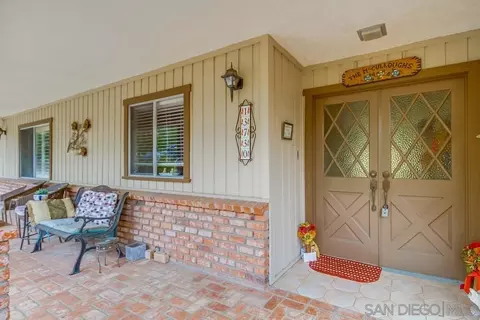 13730 Whispering Meadows Ln, Jamul, CA 91935 photo 5