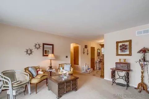 13730 Whispering Meadows Ln, Jamul, CA 91935 photo 8