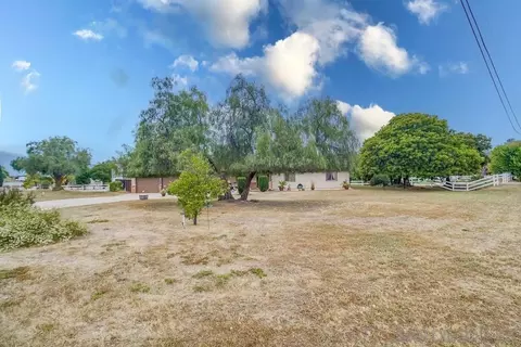 13730 Whispering Meadows Ln, Jamul, CA 91935 photo 53