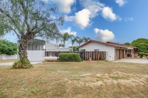 13730 Whispering Meadows Ln, Jamul, CA 91935 photo 54