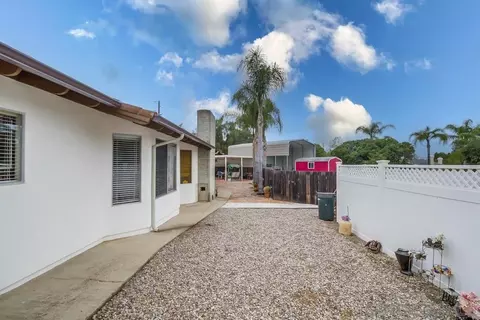 13730 Whispering Meadows Ln, Jamul, CA 91935 photo 44