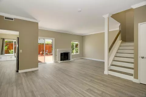 2408 Summerhill Dr, Encinitas, CA 92024 photo 3
