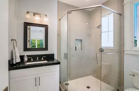 5769 Waverly Ave, La Jolla, CA 92037 photo 20