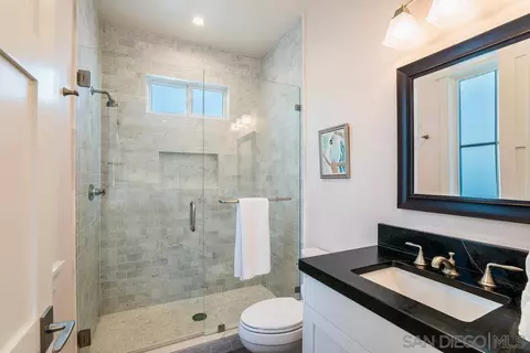 5769 Waverly Ave, La Jolla, CA 92037 photo 22