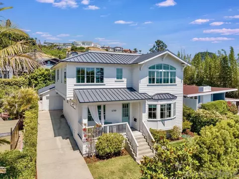 5769 Waverly Ave, La Jolla, CA 92037 photo 2