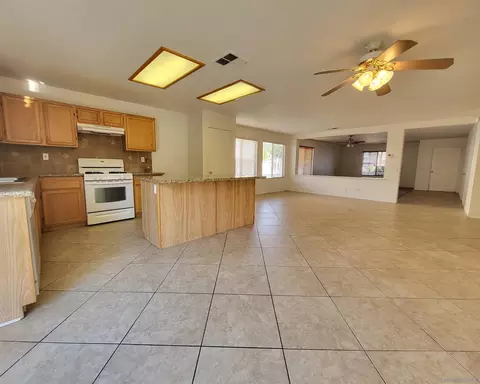 3770 Anchorage St, Hemet, CA 92545 photo 5