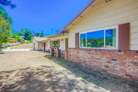 20707 Viento Valle, Escondido, CA 92025 photo 9